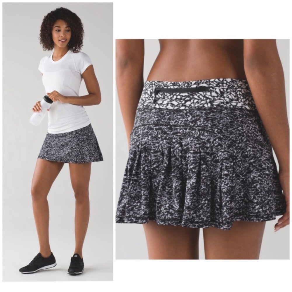 Lululemon Circuit Breaker Skirt size 2